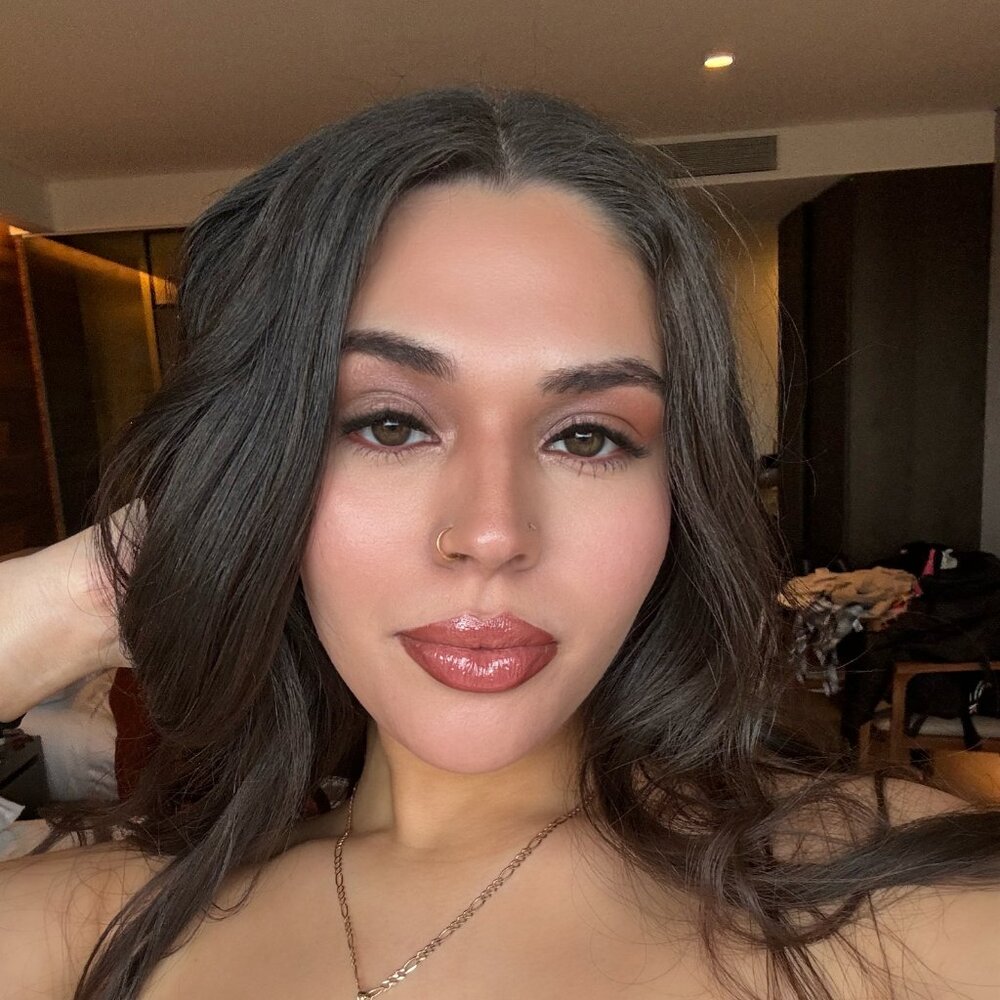 Meet your Posher, Cindy